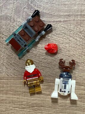 Lego Star Wars Minifigures Set Christmas santa C-3PO Reindeer R2-D2